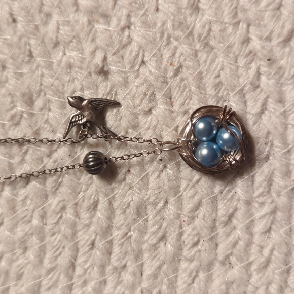Jewelry - Birds nest necklace
